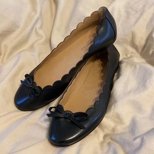 NWOT Banana Republic black scallop ballet flats size 9